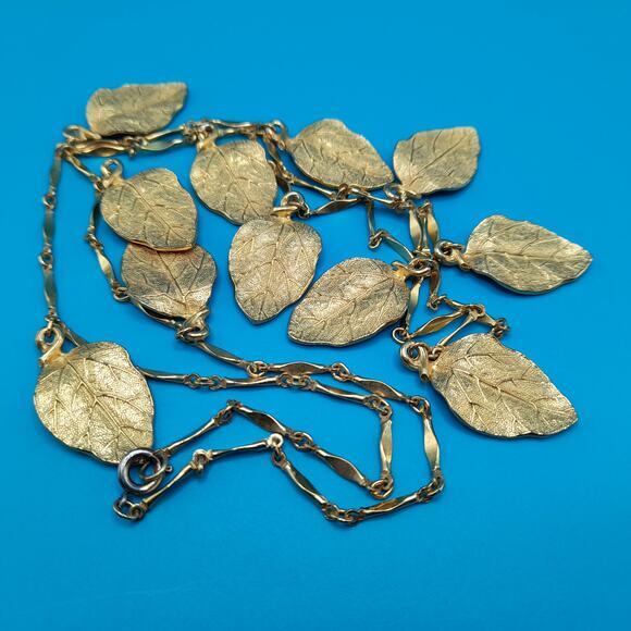Vintage Dangling Leaves Long Chain Necklace, 29", 1960s Jewelry - Picture 11 of 15